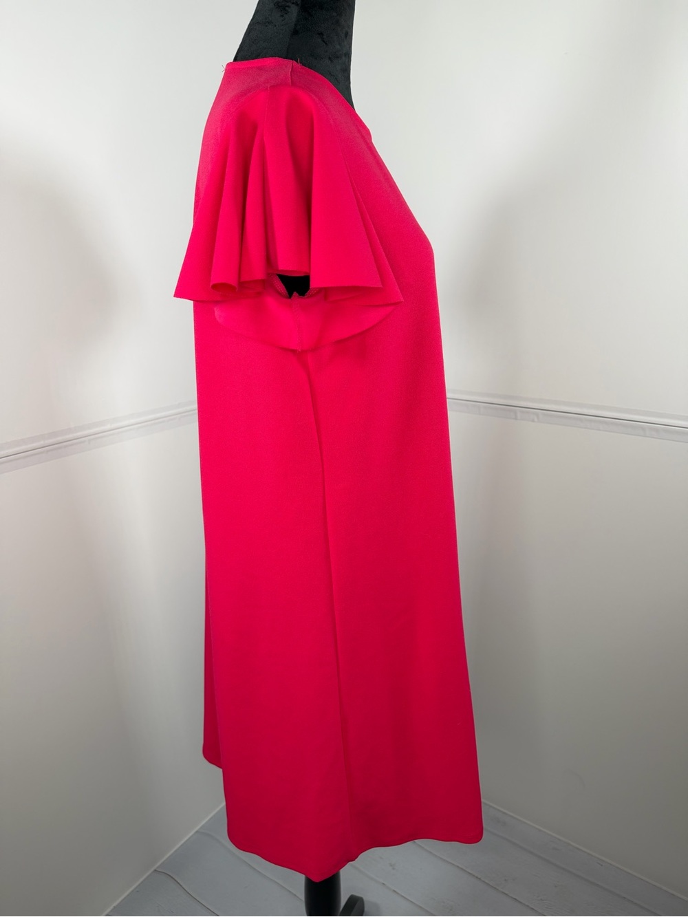 Tiana B Hot Pink Flutter Sleeve Shift Dress Size 10 - Picture 2 of 6